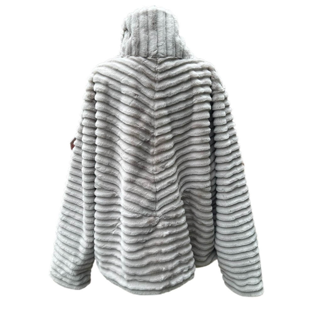 NWT/BERNARDO Chevron Quilted Faux Fur Jacket/SIZE: XXL - Picture 4 of 14